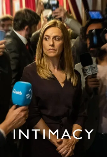 Yksityisyys (2022)